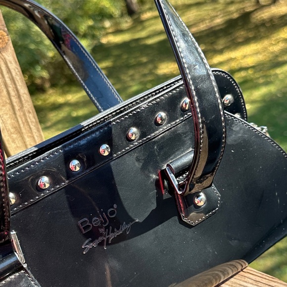 Beijo Glossy Black Satchel - Picture 3 of 9